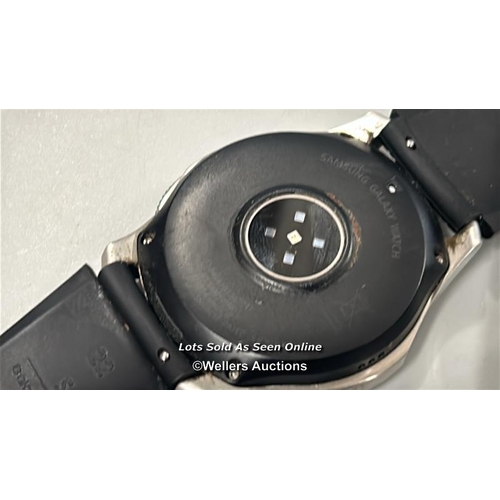 239 - Samsung Galaxy watch model: SM-R805F, no power may need charging / without power supply / signs of u... 