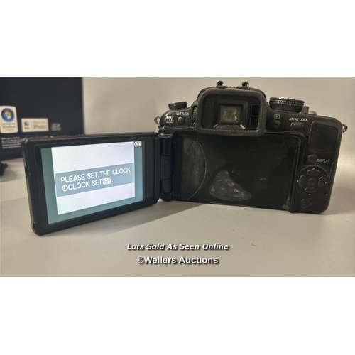 273 - Panasonic Lumix DMC-G1 digital camera with battery charger and box / powers up, not fully tested, si... 