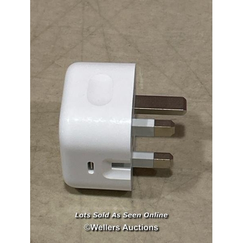 8426 - APPLE 20W USB-C POWER ADAPTER(2024) / MINIMAL SIGNS OF USE/ SEE IMAGES