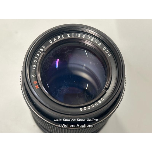 281 - Carl Zeiss Jena DDR 135mm lens no.9905026 with original box / AN42