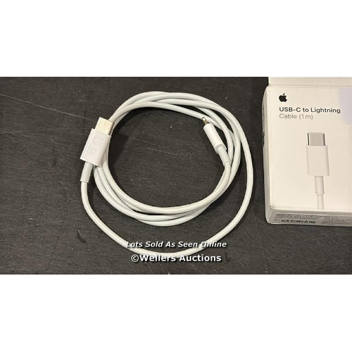 8062 - APPLE USB-C TO LIGHTNING CABLE (1M) / MINIMAL SIGNS OF USE / NOT FULLY TESTED / SEE IMAGES