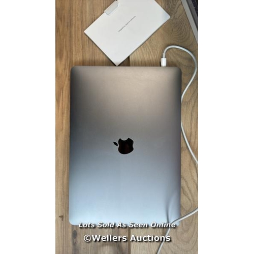 8196 - APPLE MACBOOK PRO 2022 / APPLE M2 CHIP / 8GB RAM / 256GB SSD / 13.3 INCH / SPACE GREY / MNEH3B/A / A... 