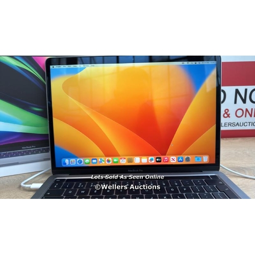 8196 - APPLE MACBOOK PRO 2022 / APPLE M2 CHIP / 8GB RAM / 256GB SSD / 13.3 INCH / SPACE GREY / MNEH3B/A / A... 