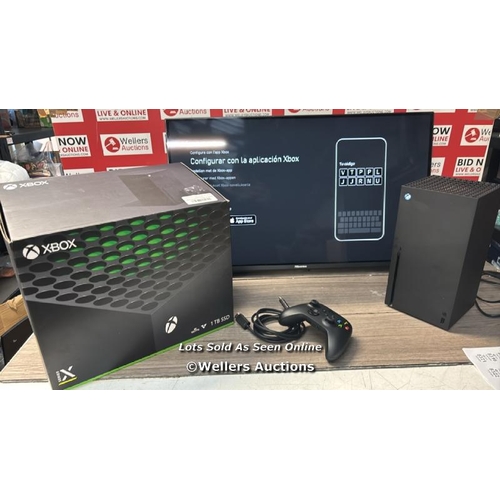 8312 - XBOX SERIES X 1TB SSD IN BLACK / POWERS UP, APPEARS NEW OPEN BOX (TV NOT INCLUDED)