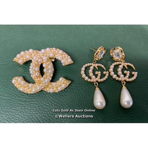 9561 - JEWELLERY X2 INC. CHANEL BROCH + GUCCI EARRINGS (A PAIR)