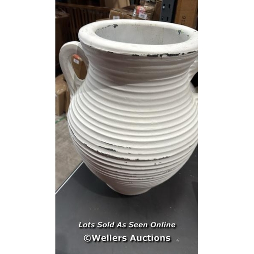 1078 - LARGE WHITE VASE / LOCATED IN DARTFORD