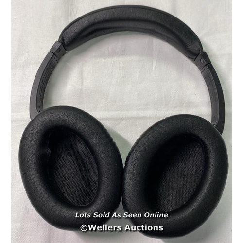 9834 - BOSE ACOUSTIC NOISE CANCELLING HEADPHONES