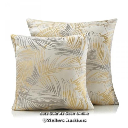 8704 - RRP: 13.99 - BEACHCREST HOME PORPHYRION FIJI FLORAL SCATTER CUSHION COVER WITH FILLER PAD / COLOUR: ... 