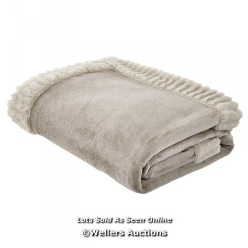 8737 - RRP: 32.96 - CATHERINE LANSFIELD VELVET AND FAUX FUR 150X200CM BLANKET THROW / COLOUR: NATURAL / PLE... 