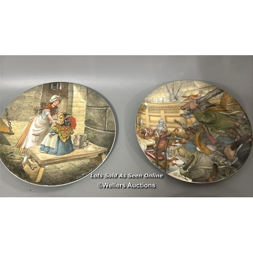 43 - Collectable plates including eleven Wedgewood Wind in the Willows and four Coalport Christmas 1979 -... 