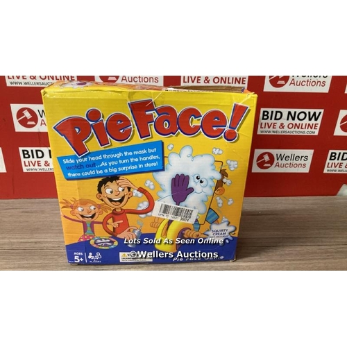 7002 - HASBRO GAMING PIE FACE WHIPPED CREAM FAMILY BOARD GAME - ENGLISH VERSION / MINIMAL SIGNS OF USE / SE... 