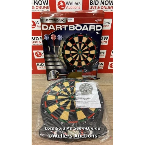 7050 - TOYRIFIC CHILDREN'S ELECTRONIC DARTBOARD WITH LED DIGITAL SCORE DISPLAY AND PLASTIC TIP DARTS / MINI... 