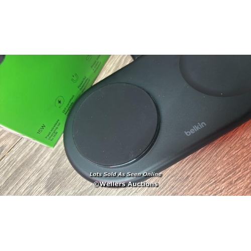 8070 - BELKIN 2-1 WIRELSS CHARGING PAD WITH USB-C PORT / POWERS UP / MINIMAL SIGNS OF USE / F18