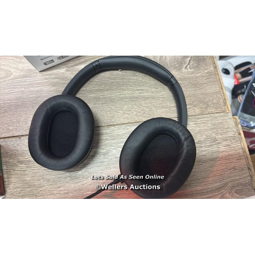 8076 - SONY WHCH720NB NOISE CANCELLING OVEREAR HEADPHONES / CONNECTS TO BT, PLAYS MUSIC / POWERS UP / MINIM... 