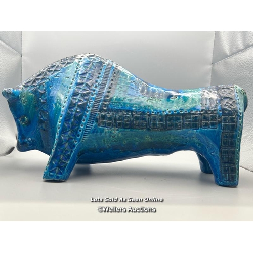 79 - Aldo Londi (1911-2003) for Bitossi, blue glazed pottery Bull c1960's, 32cm long, 18cm high / AN12