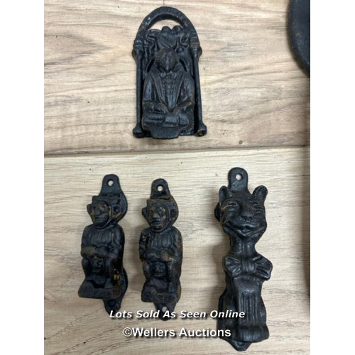 338 - X6 decorative door knockers