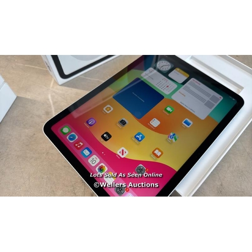 8068 - APPLE IPAD 10TH GEN, 10.9 INCH, WIFI, 256GB IN SILVER, MCMD4NF/A / APPEARS NEW OPEN BOX, IN VERY GOO... 