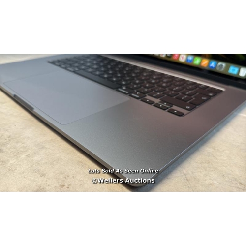 8092 - APPLE MACBOOK AIR 2024, APPLE M3 CHIP, 8GB RAM, 512GB SSD, 15.3 INCH / MINIMAL IF ANY SIGNS OF USE /... 