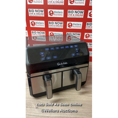 4301 - SUR TABLE AIR FRYER / POWERS UP, SIGNS OF USE / START BUTTON DOES NOT WORK B35