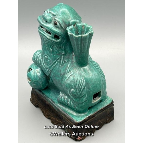 125 - Chinese green glazed Buddhist Lion joss-stick holder, Qing Dynasty, 12cm high / AN47