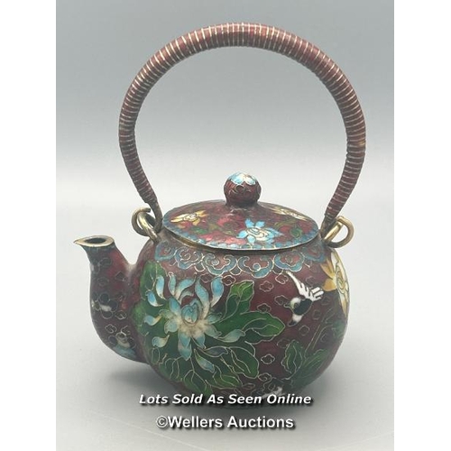 135 - A small vintage Chinese Cloisonne teapot with handle  decorated with birds and flowers, 8cm high / A... 