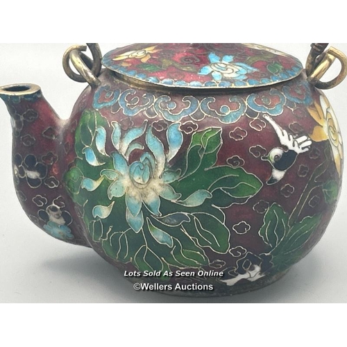 135 - A small vintage Chinese Cloisonne teapot with handle  decorated with birds and flowers, 8cm high / A... 