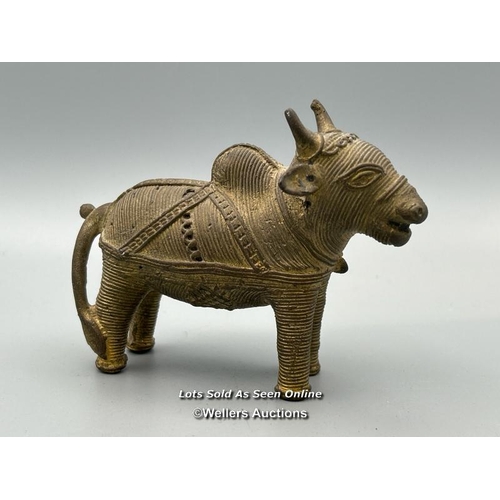 150 - Six brass dhokra figures of Cows, tallest, 8.5cm high / AN48