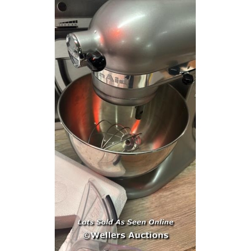 4551 - KITCHENAID STAND MIXER / 4.3L / SM95 / 5KSM95PS / POWERS UP, MINIMAL SIGNS OF USE / E45