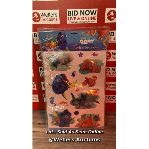 5003 - 10X FINDING DORY 3D WALL DECORATIONS / NEW / G98