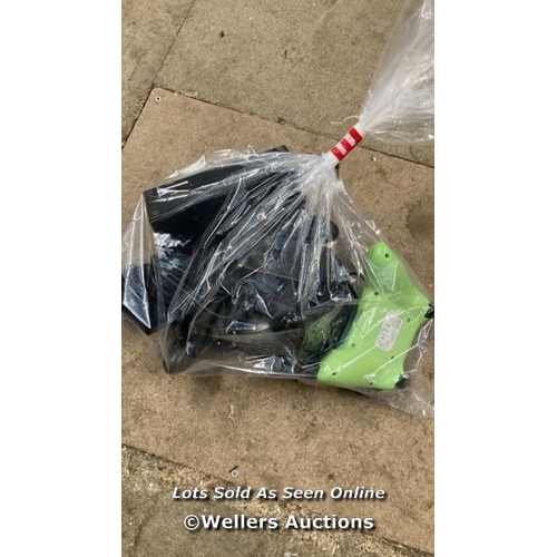 5959 - BAG OF ELECTRICALS INCL. GAME CONTROLLER & KEYBOARD