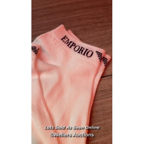 9096 - EMPORIO ARMANI TRAINER SOCK 3PK CASUAL FRONT LOGO / SIZE S-M / APPEARS NEW WITHOUT TAGS / SEE IMAGES