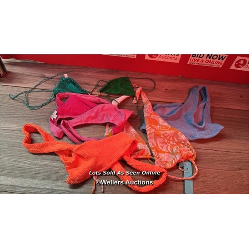 9136 - BIKINI JOB LOT INCL. HUNZA XANDRA TOP (ONE SIZE), ETRO HALTER NECK BIKINI (40), OSEREE LUMIERE 