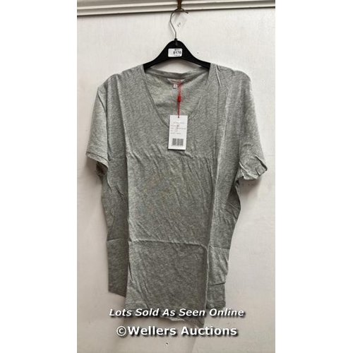 8176 - ORLEBAR BROWN BOBBY V-NECK 259645 / GREY / XL / RRP: 65 / NEW / R1