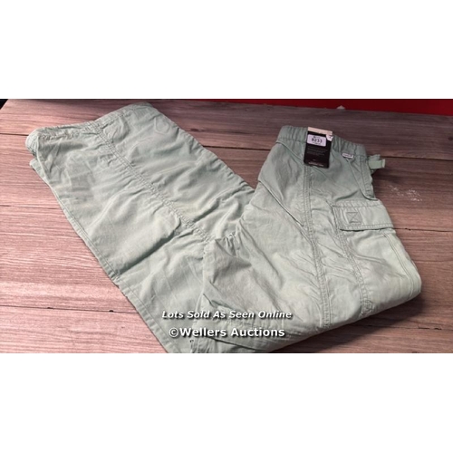 8233 - LEVI'S CONVERTIBLE CARGO / GRANITE GREEN / RRP: 100 / NEW / G83