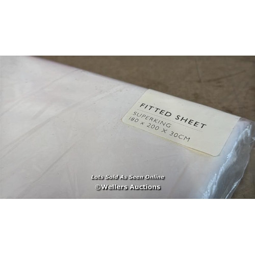 8295 - THE WHITE COMPAY SAVOY FITTED SHEET 400TC/ 180X200X30CM / NEW & SEALED / G7