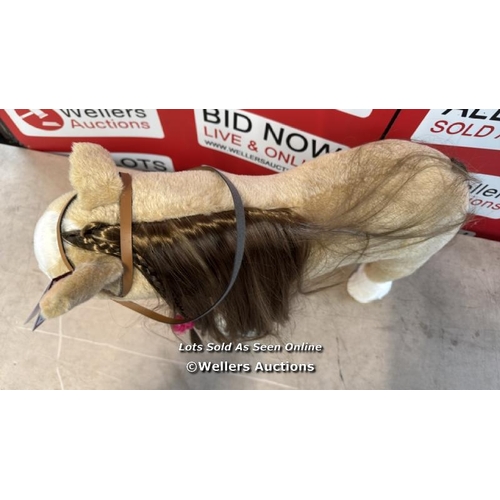 8325 - GOTZ HORSE / NEW / RRP: 69.95 / G8