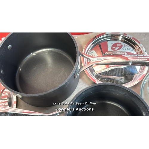 8395 - LE CREUSET PAN SET WITH LIDS / SEE IMAGES / G9