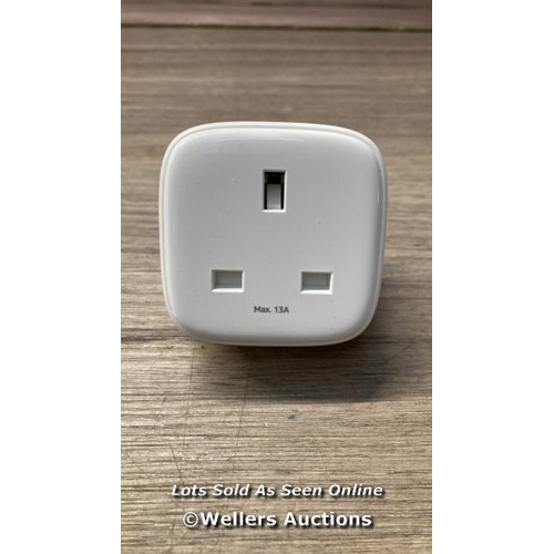 7038 - AMAZON BASICS SINGLE OUTLET INDOOR 2.4 GHZ WI-FI SMART PLUG, WORKS WITH ALEXA ONLY, 1-PACK, WHITE / ... 