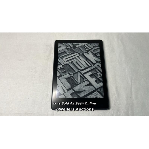 9674 - AMAZON KINDLE/ MODEL M2L4EK/ BLUE