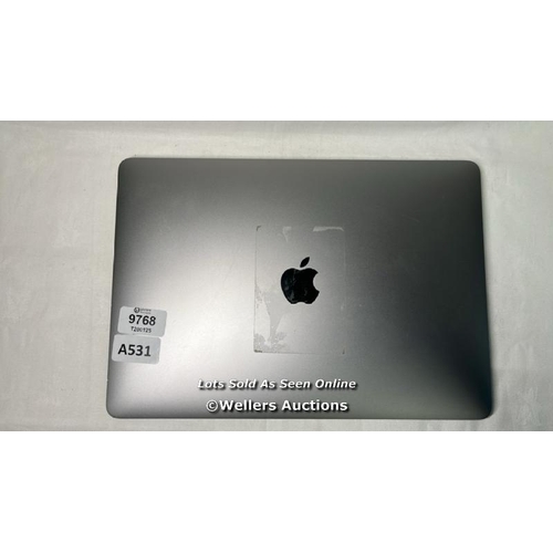 9768 - APPLE MACBOOK PRO 13