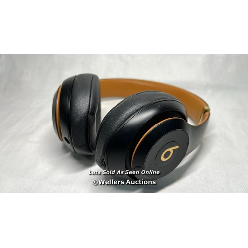 9777 - HEADPHONES BEATS STUIO 3/ SN: GD6G218FKCDS/ BLACK AND BROWN