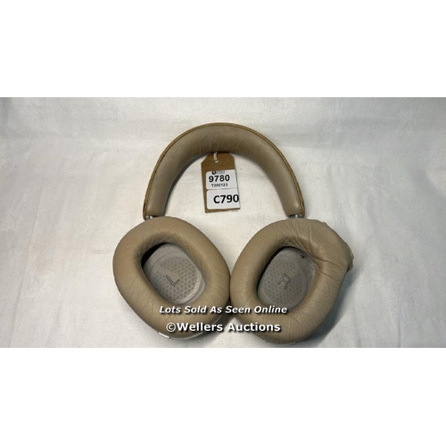 9780 - HEADPHONES BOWERS & WILKINS / MODEL PX8/ SN: 2238-0001506/ FOAM DAMAGED