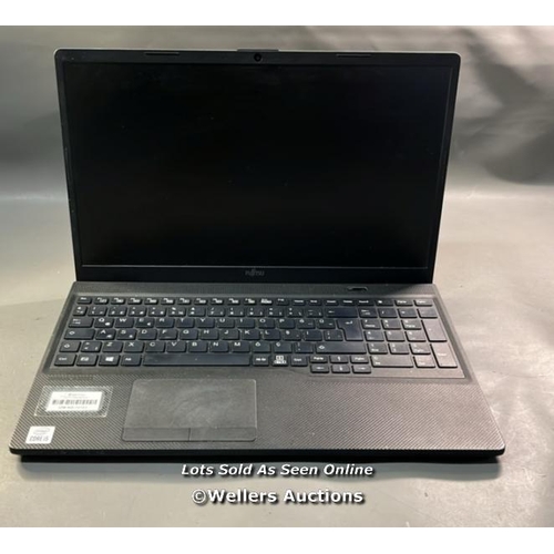 9845 - LAPTOP FUJITSU/ INTEL CORE 15-1035G1@1GHZ/ 8GB RAM/ 250GB HD/ WIN 11/ SN: EQAB166139