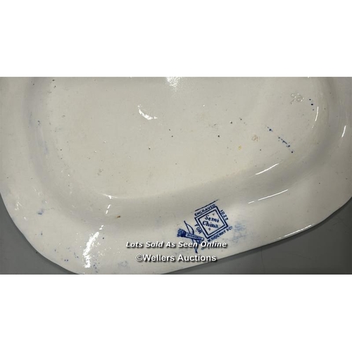 175 - Assorted porcelain including a Doulton 'Madras' oval meat platter, 50cm wide, Adderley Ware large cu... 