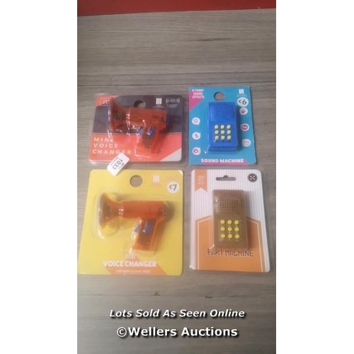 1033 - 4X SELECTION OF TOYS / B13