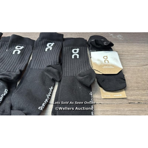 7234 - SELECTION OF MENS SOCKS INCL. ON RUNNING WITH AN RRP OF APPROX: 65 / NEW / T19