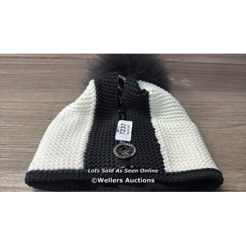 7237 - SPORTALM POM HAT WITH METALIC LOGO / NEW / RRP: 130 / T19