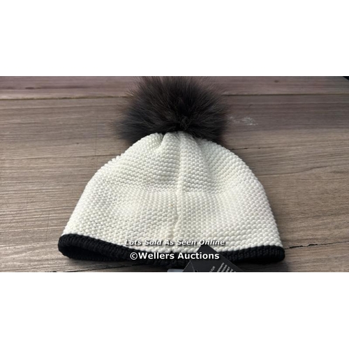 7237 - SPORTALM POM HAT WITH METALIC LOGO / NEW / RRP: 130 / T19