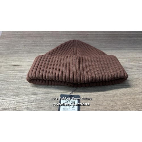 7238 - FRED PERRY COTTON RIB BEANIE HAT / NEW / RRP: 55 / T19