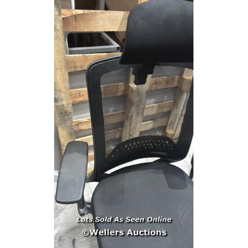 9037 - RRP: 177 - BLACK EXECUTIVE CHAIR - ERGONOMIC HIGH MESH BACK & ADJUSTABLE ARMS / MINIMAL IF ANY SIGNS... 